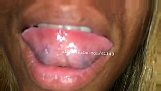 Mouth-watering blowjob with deep throat and passion.