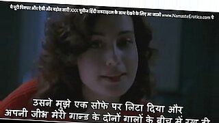 Lésbicas sensuais em hindi compartilham momentos íntimos.