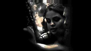 Vídeo falso de Selena Gomez de baixa qualidade que não vale a pena assistir.